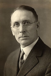 Picture of Edward Lewis