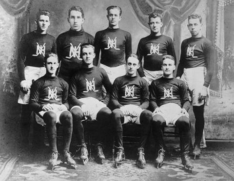 UNH Mens Hockey Team 1914